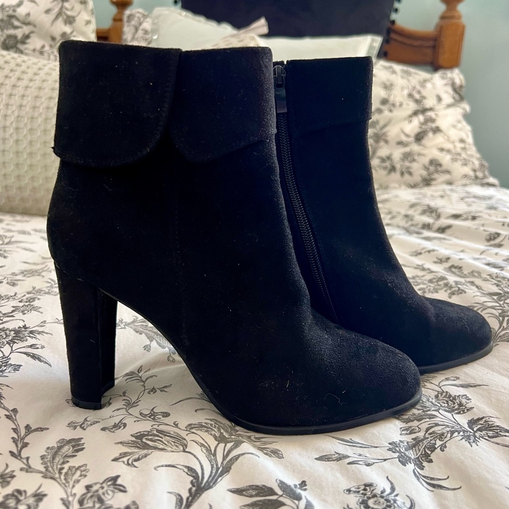 Women’s Jessica Cline Black Suede Booties, Size 7.5 - Like New